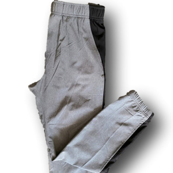 🎈$10 add on. Nwt YOUTH Old Navy pants - Picture 1 of 6